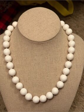 Vintage Classic White Beaded Necklace - Women's Jewelry with gold spacers